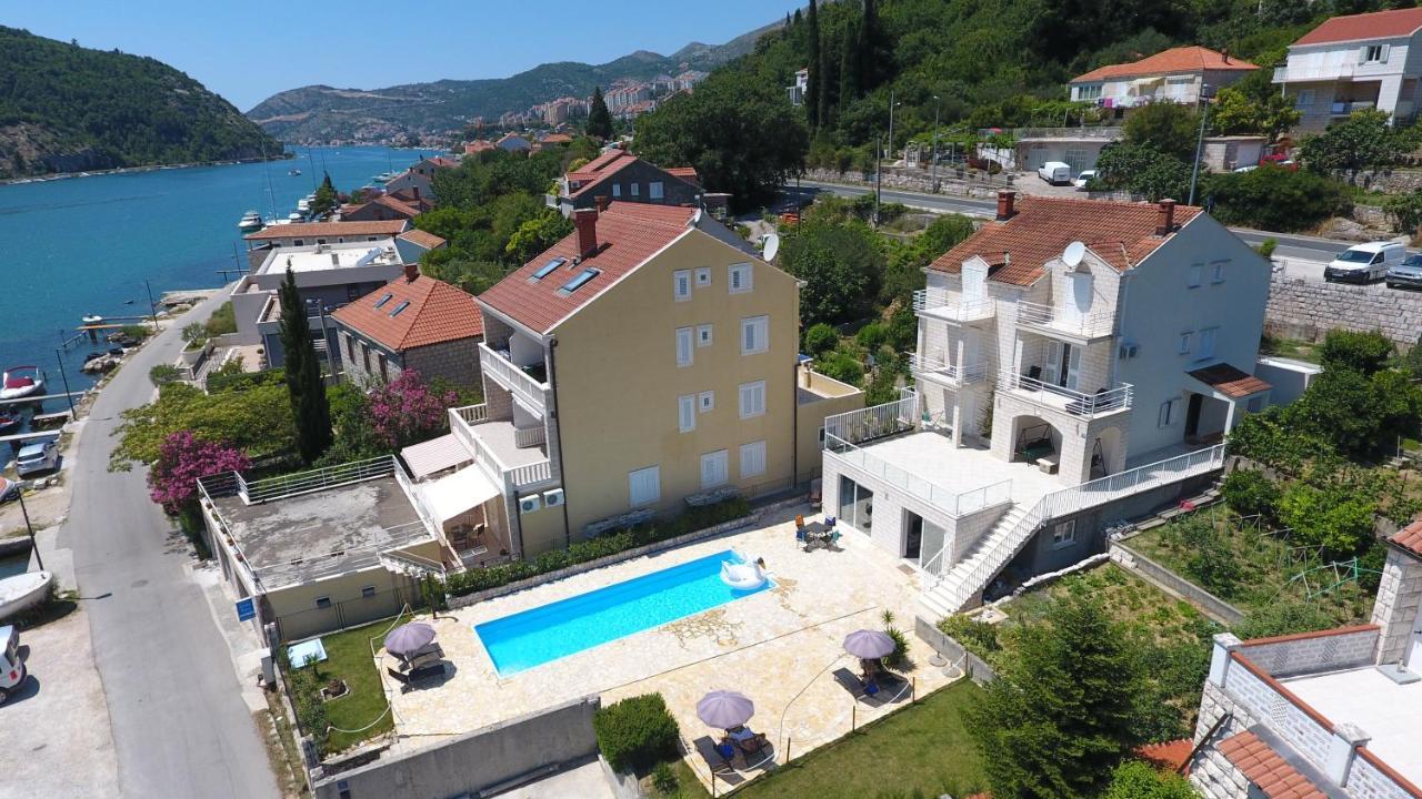 Apartments Pralas Мокошица Экстерьер фото