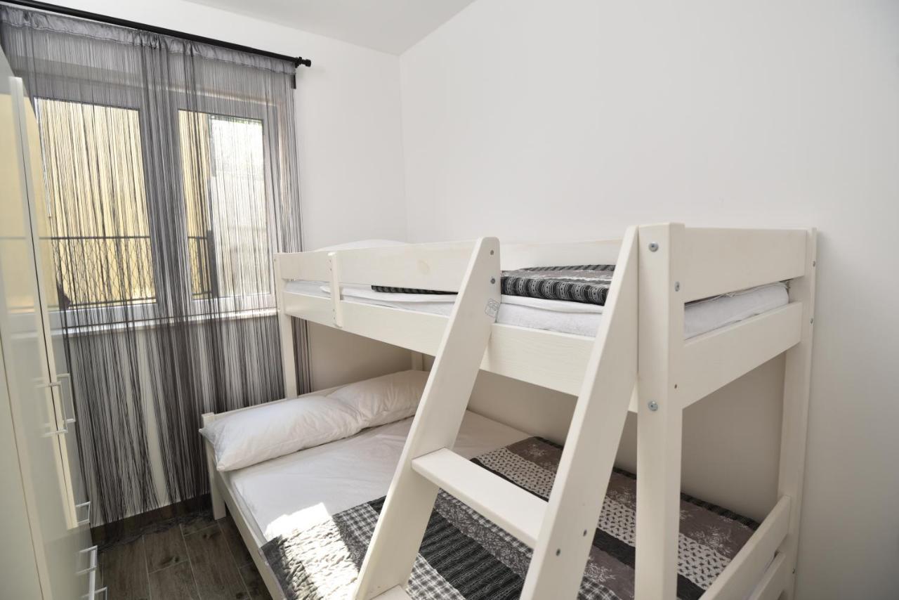 Apartments Pralas Мокошица Экстерьер фото