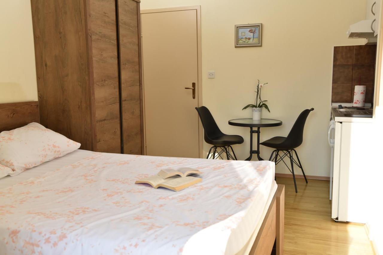 Apartments Pralas Мокошица Экстерьер фото