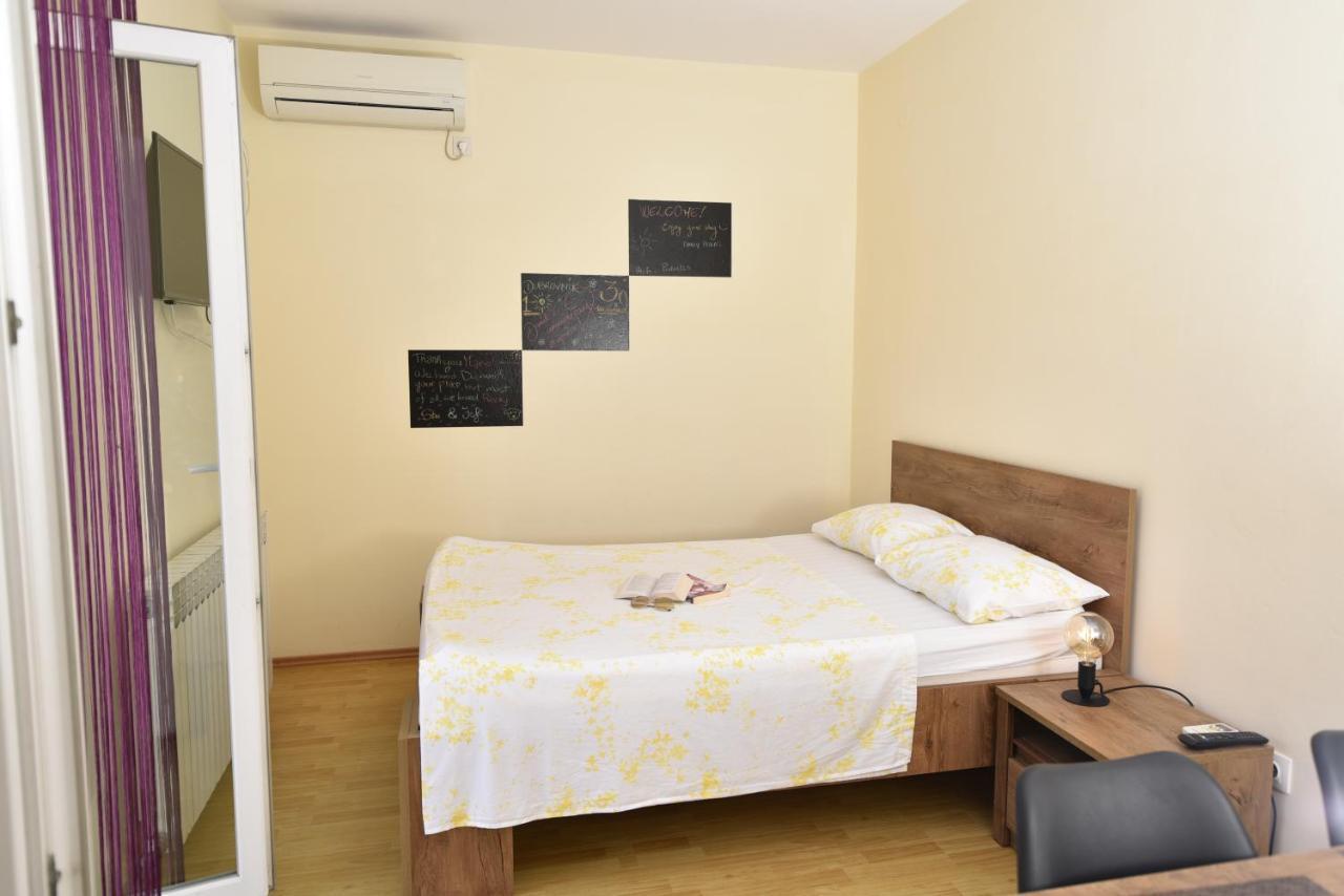 Apartments Pralas Мокошица Экстерьер фото