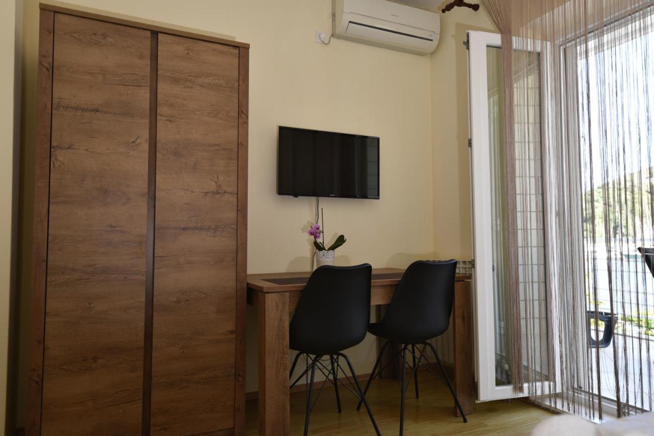 Apartments Pralas Мокошица Экстерьер фото
