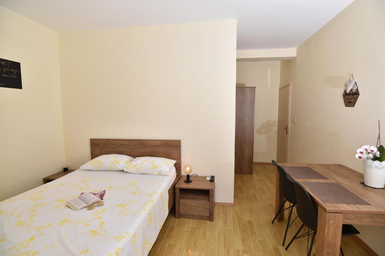 Apartments Pralas Мокошица Экстерьер фото