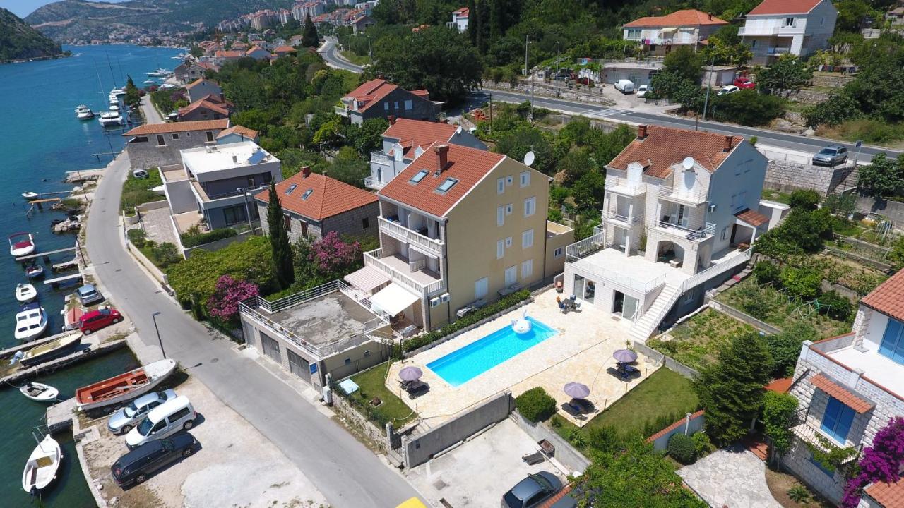 Apartments Pralas Мокошица Экстерьер фото